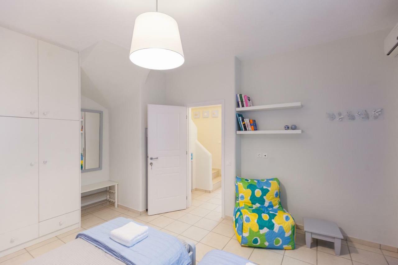 Just Blue With Amazing Sea Views In Piso Livadi Βίλα Εξωτερικό φωτογραφία